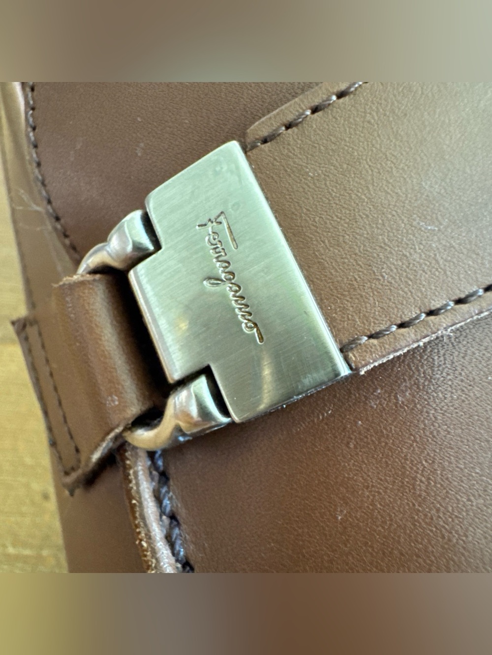 SALVATORE FERRAGAMO 'Tazio' Brown Leather Loafers Size 10.5 EE - Picture 2 of 9
